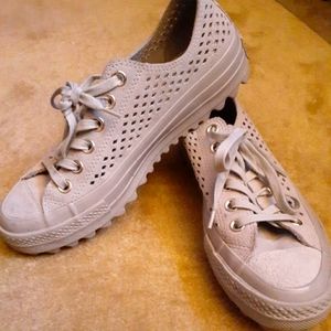 Women's converse shoes